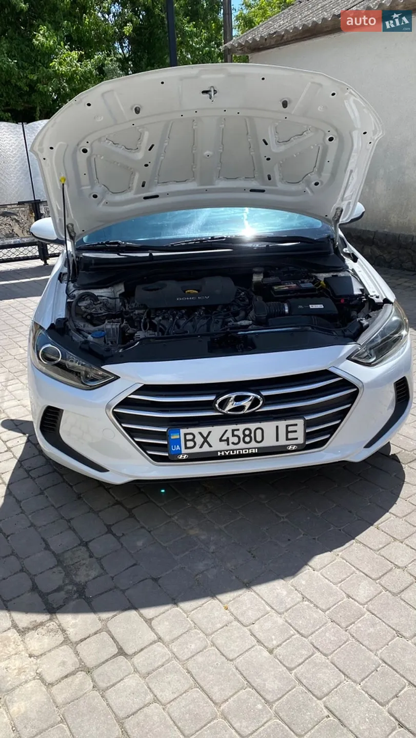 2017 Hyundai Elantra - мініатюра 31