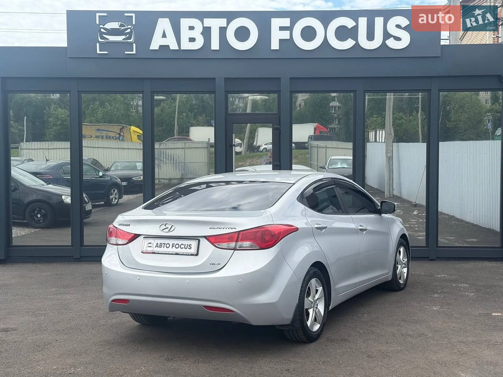2013 Hyundai Elantra - мініатюра 5
