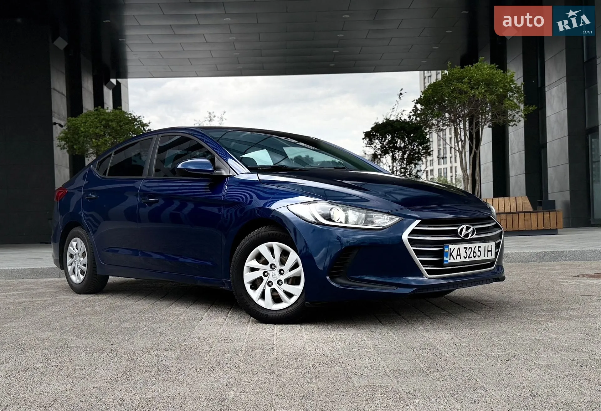 2018 Hyundai Elantra - мініатюра 2