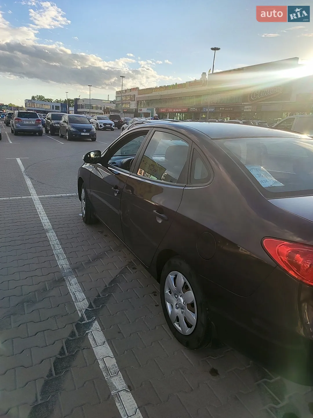 2010 Hyundai Elantra - мініатюра 11