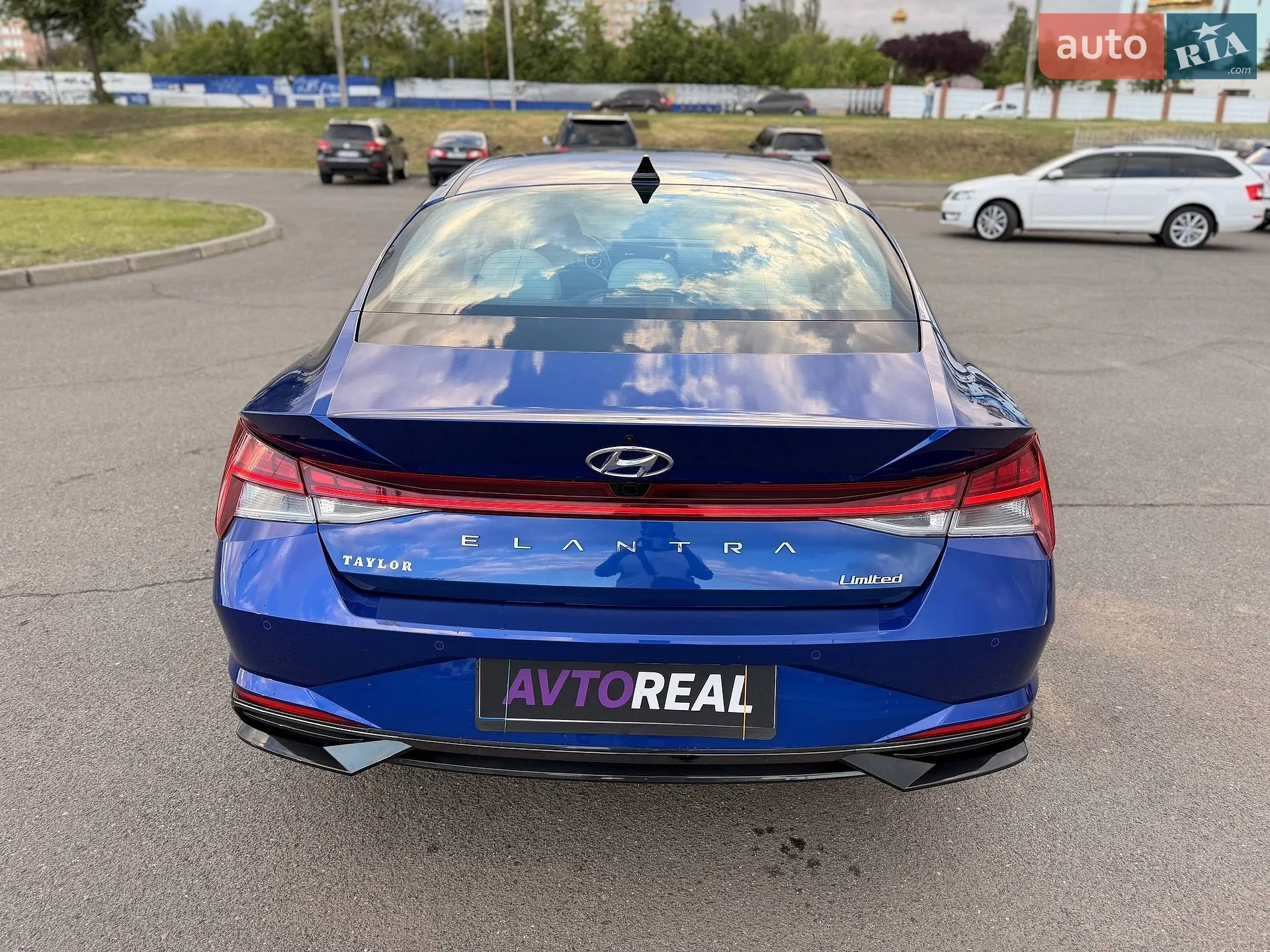 2020 Hyundai Elantra - мініатюра 33