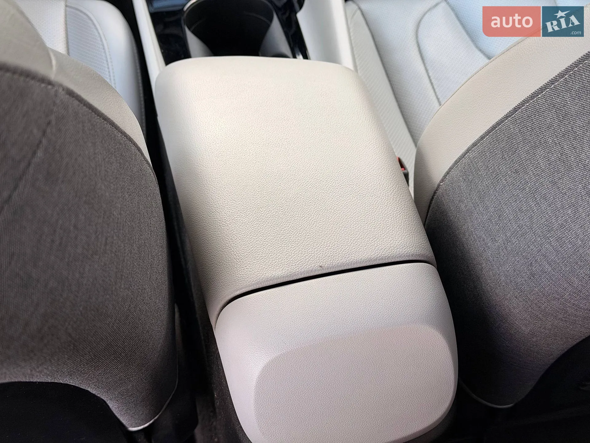 2020 Hyundai Elantra - мініатюра 67