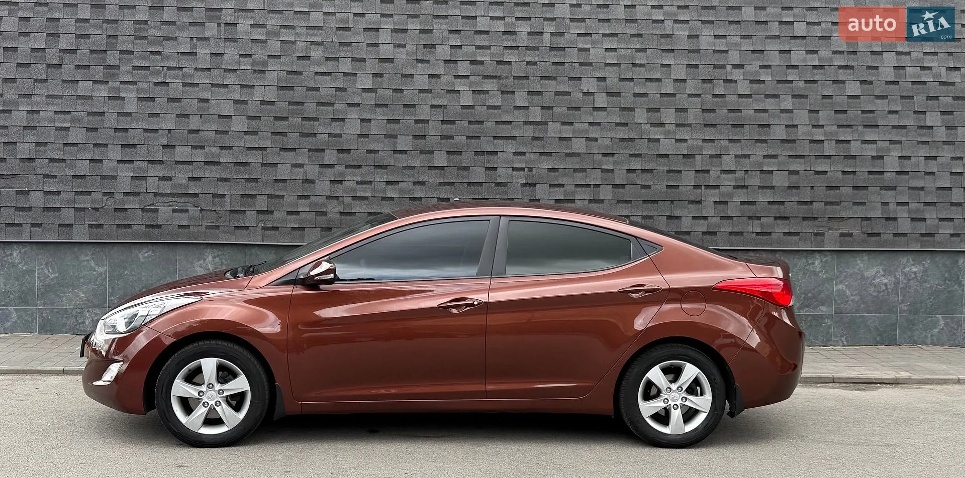 2012 Hyundai Elantra - мініатюра 16