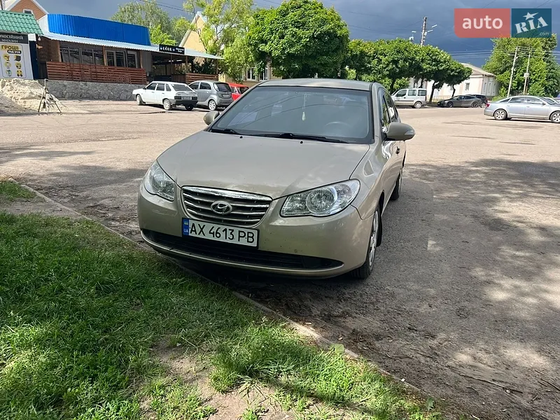 Hyundai Elantra 2010