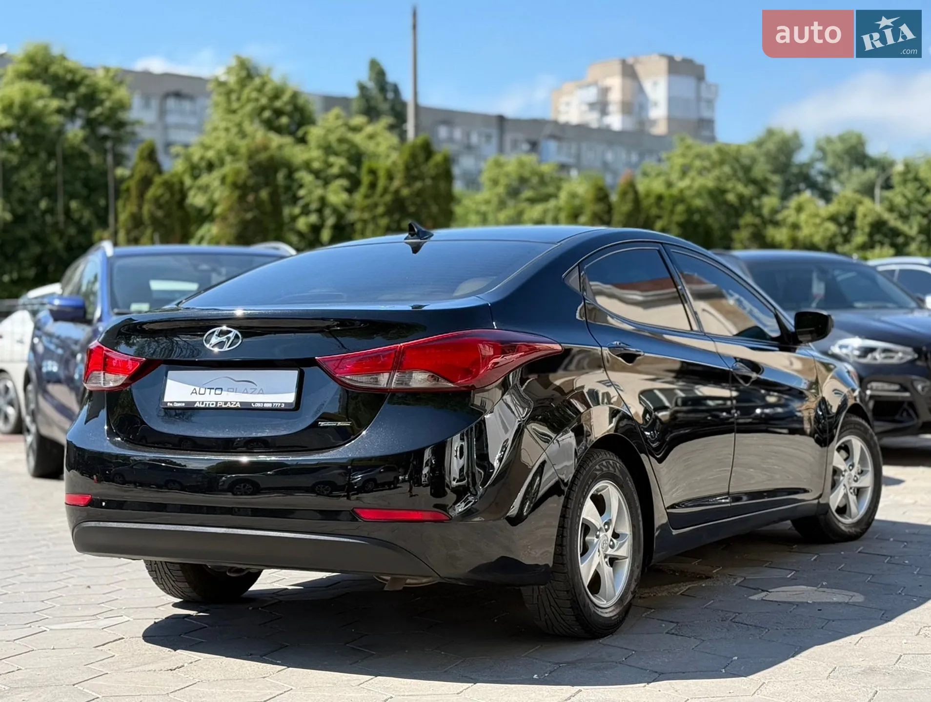 2015 Hyundai Elantra - мініатюра 23