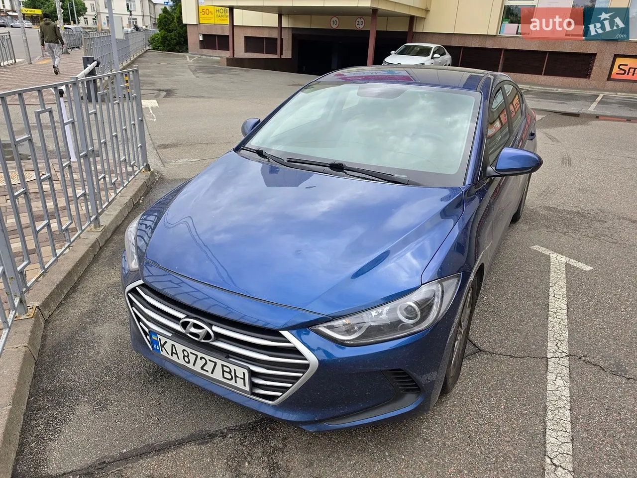 2017 Hyundai Elantra - мініатюра 39