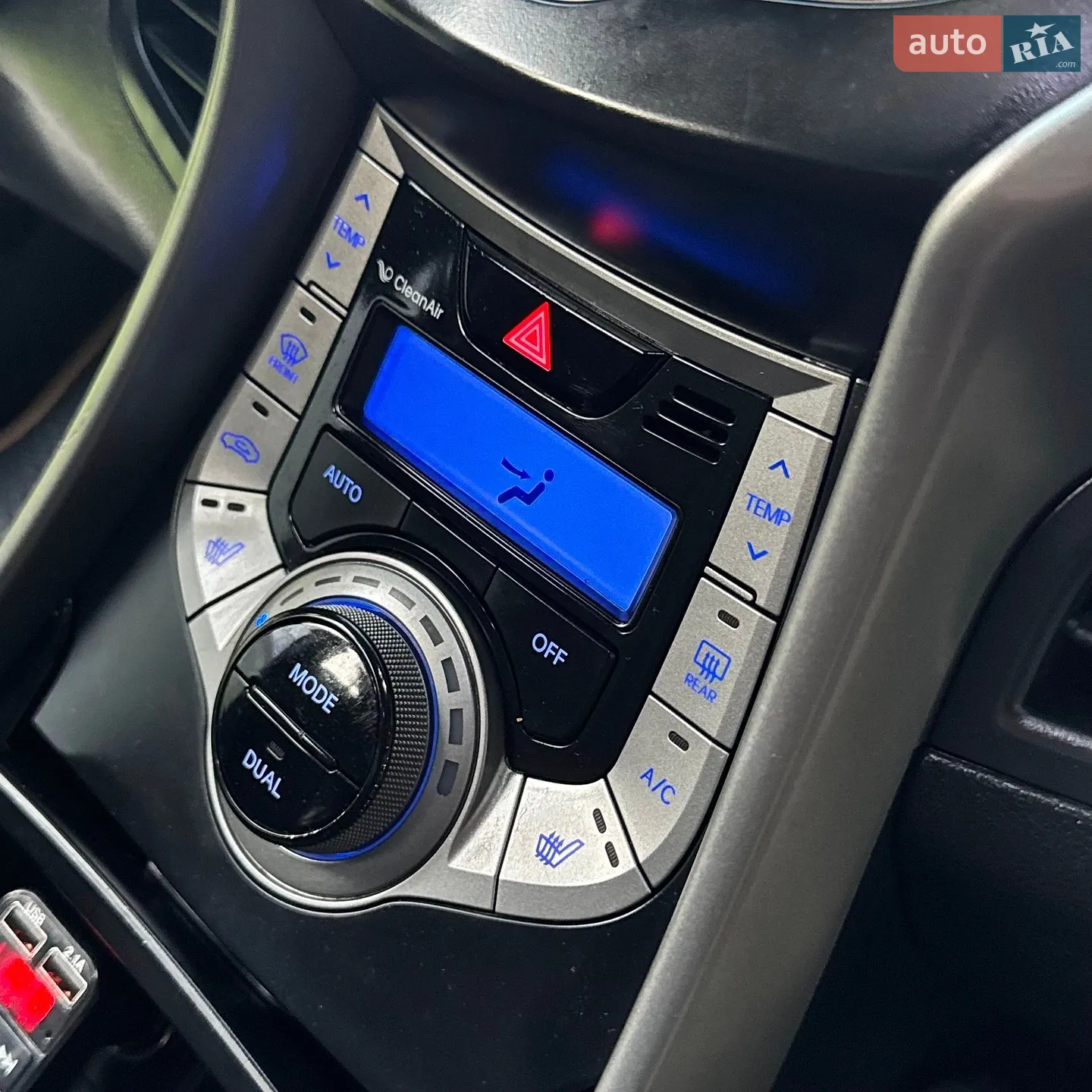 2013 Hyundai Elantra - мініатюра 31