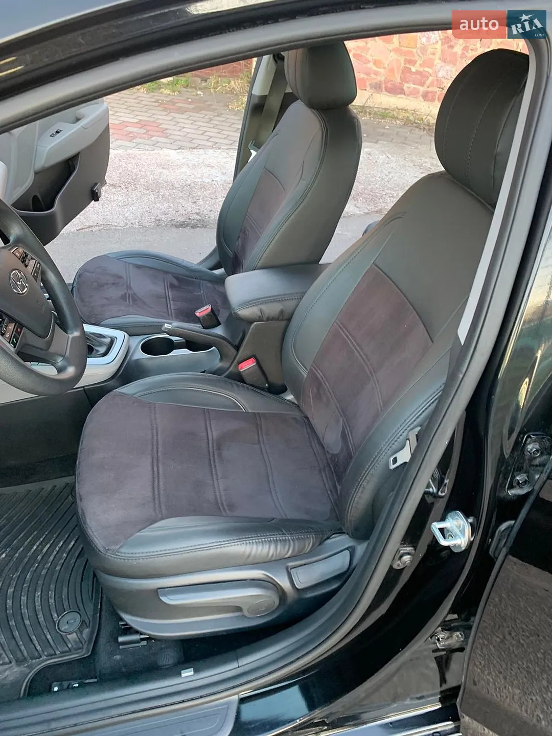 2018 Hyundai Elantra - мініатюра 17