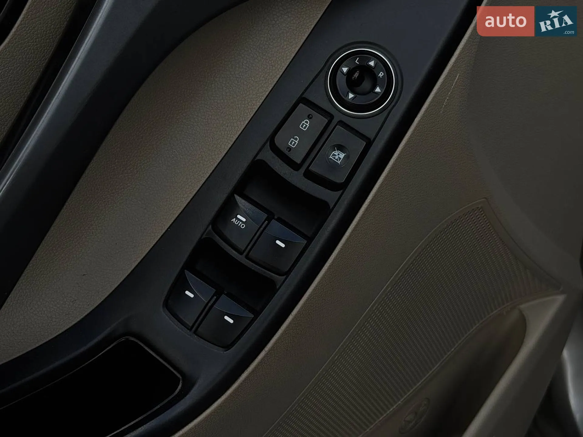 2014 Hyundai Elantra - мініатюра 11