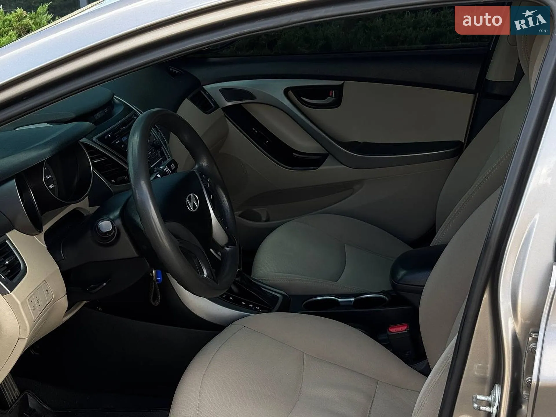 2014 Hyundai Elantra - мініатюра 7