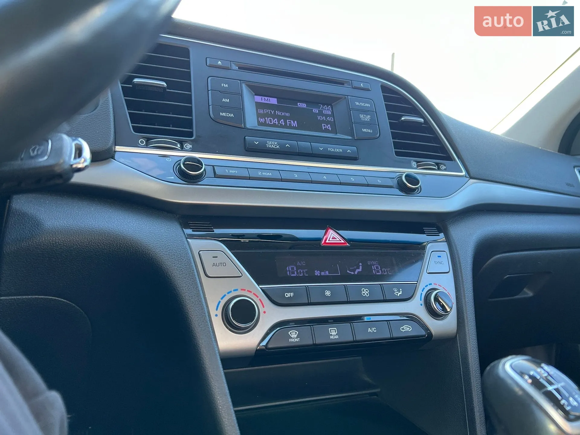 2018 Hyundai Elantra - мініатюра 12