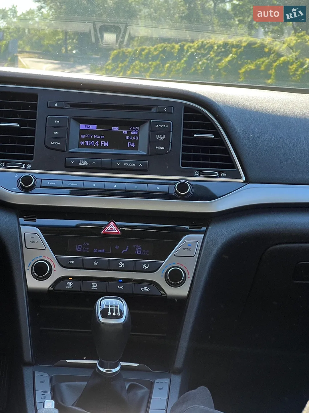 2018 Hyundai Elantra - мініатюра 21