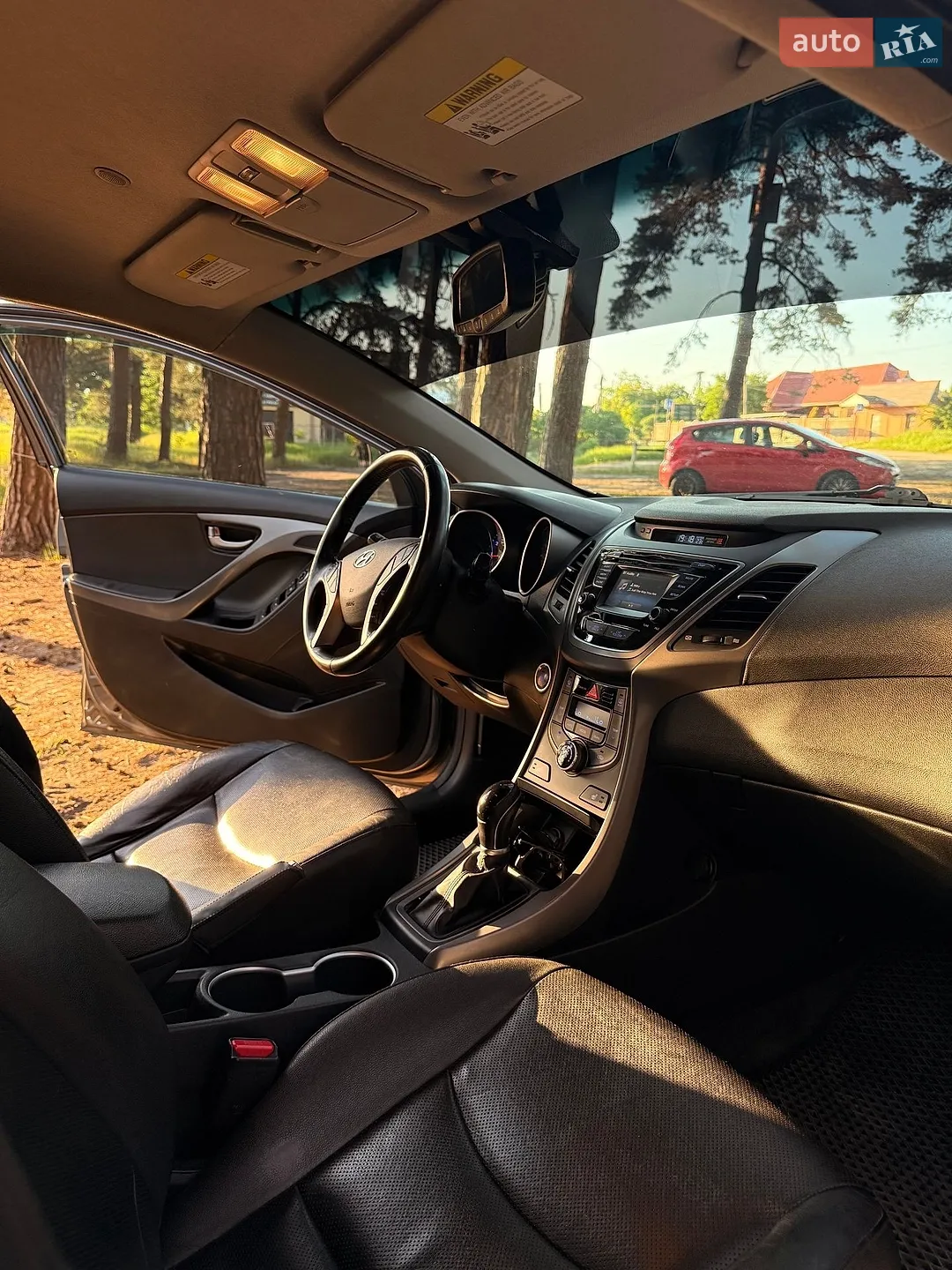 2015 Hyundai Elantra - мініатюра 12