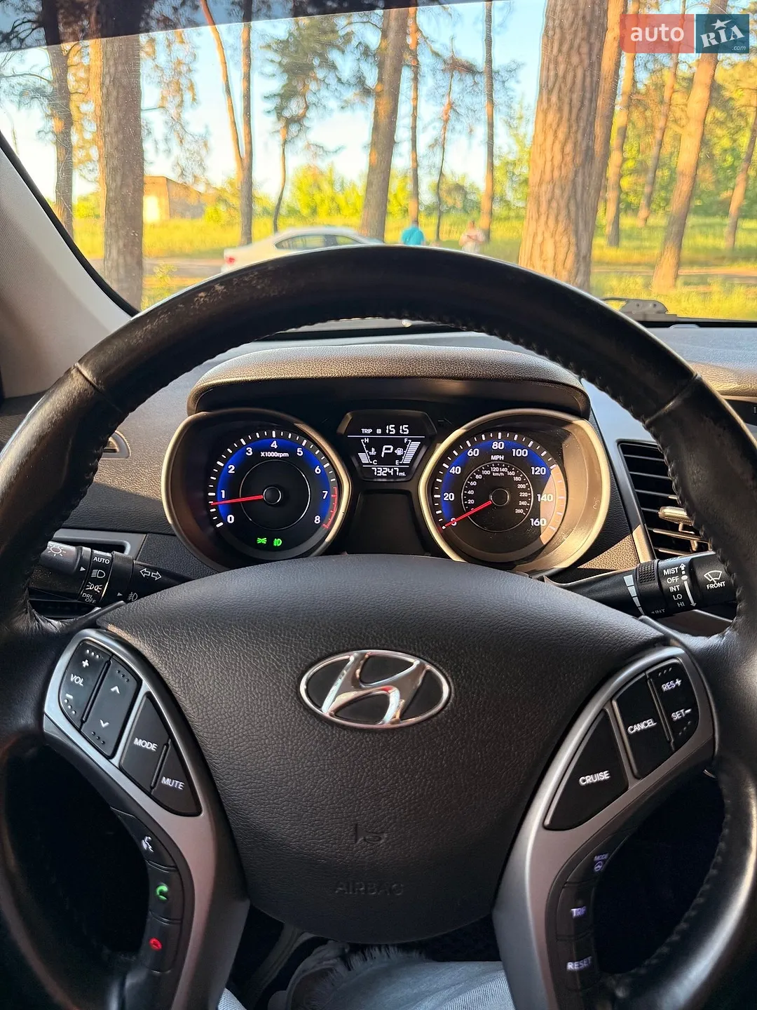 2015 Hyundai Elantra - мініатюра 15