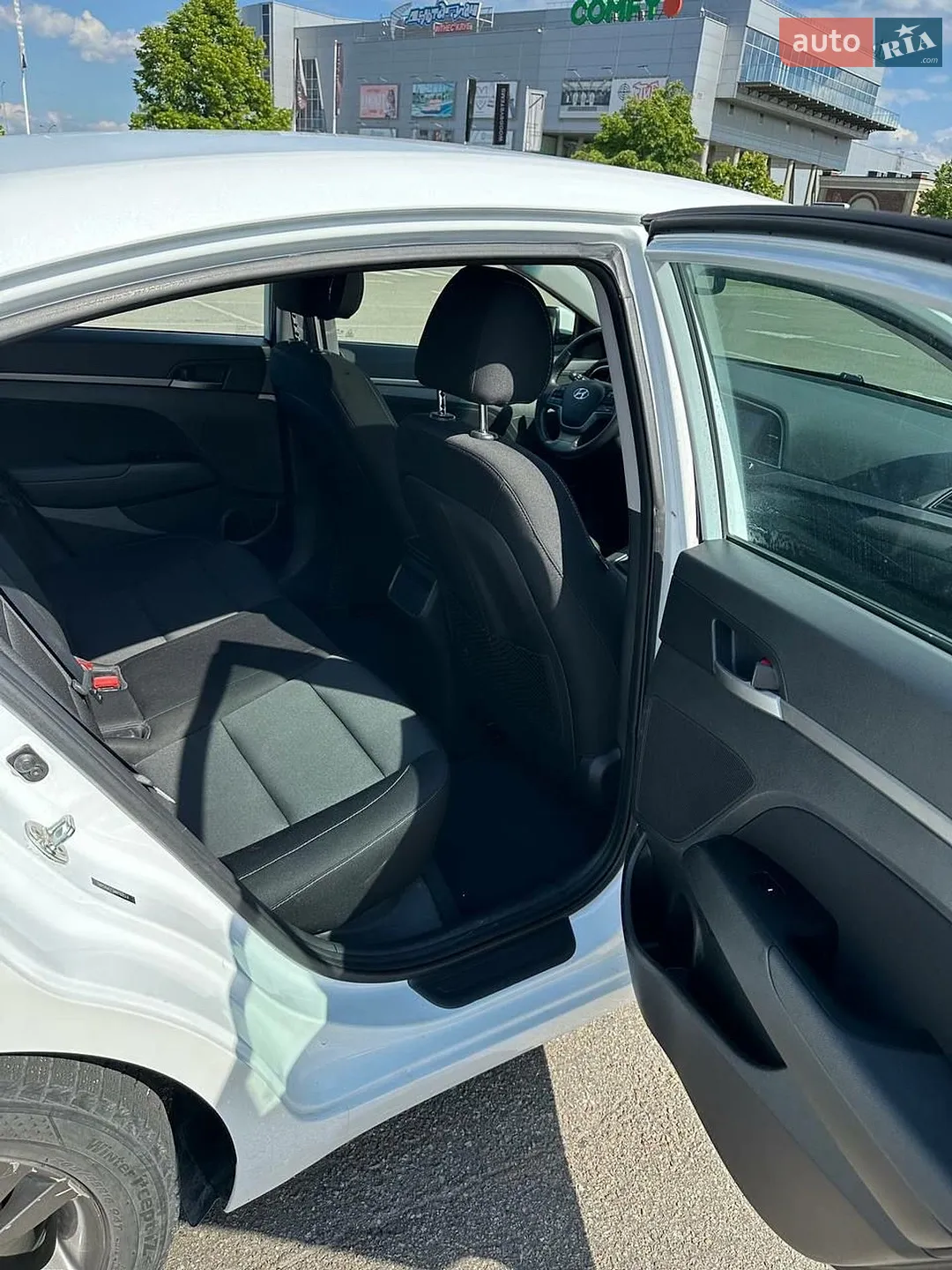 2016 Hyundai Elantra - мініатюра 22