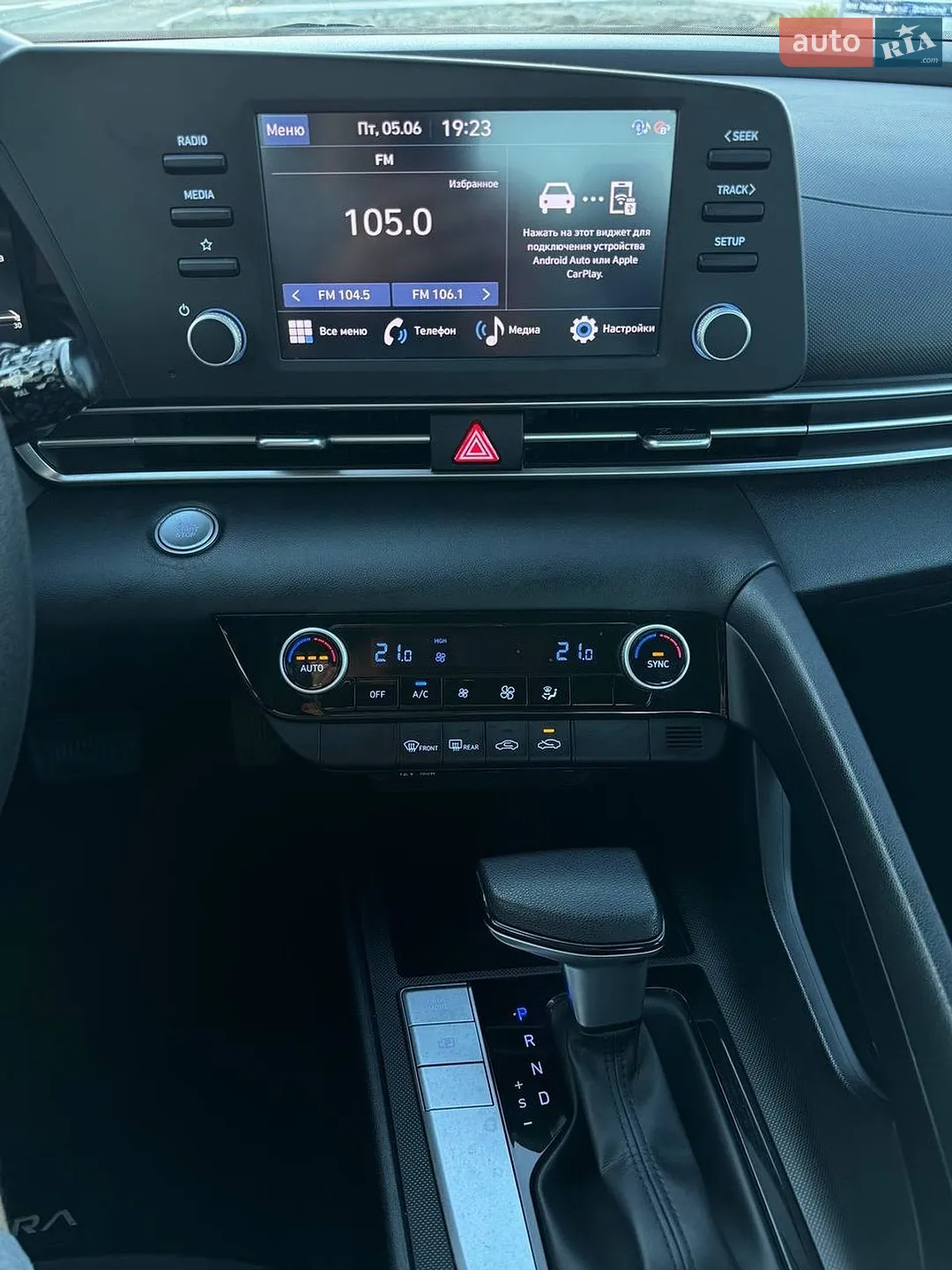 2021 Hyundai Elantra - мініатюра 25