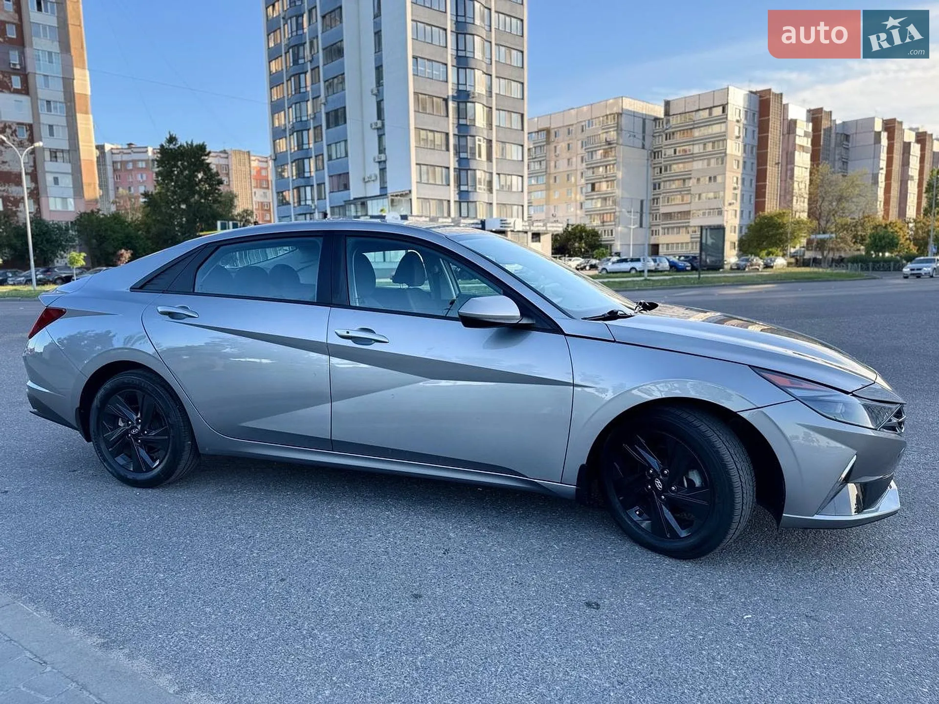 2021 Hyundai Elantra - мініатюра 17