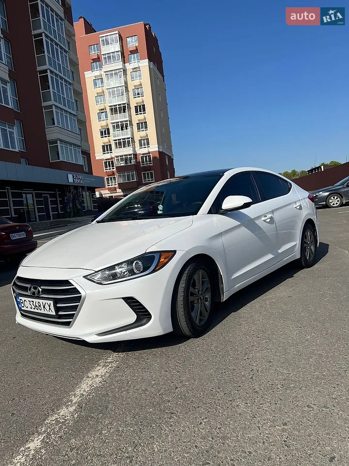 2017 Hyundai Elantra - мініатюра 11