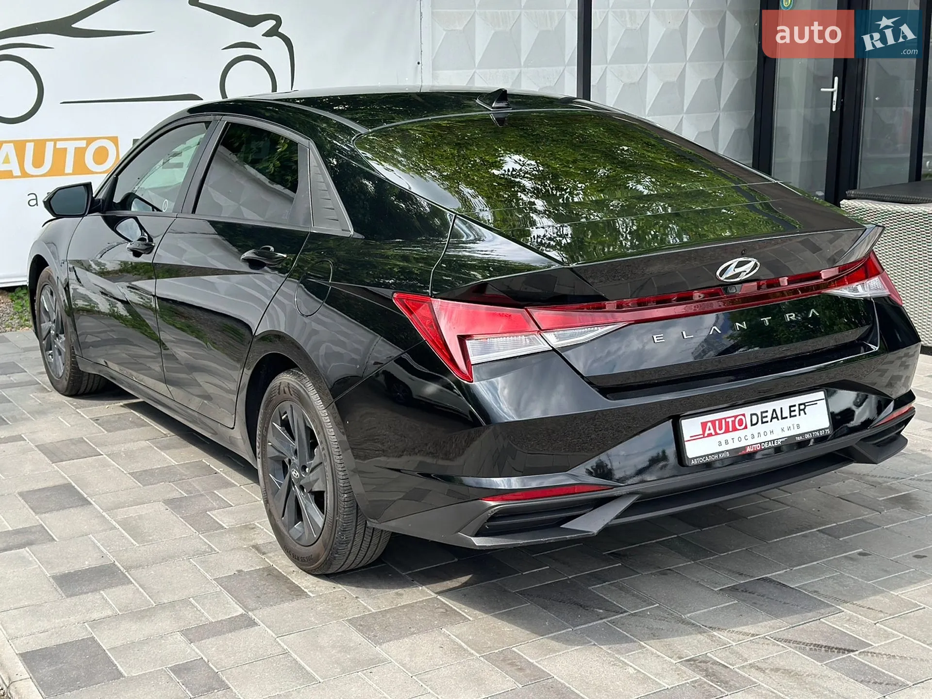 2021 Hyundai Elantra - мініатюра 4