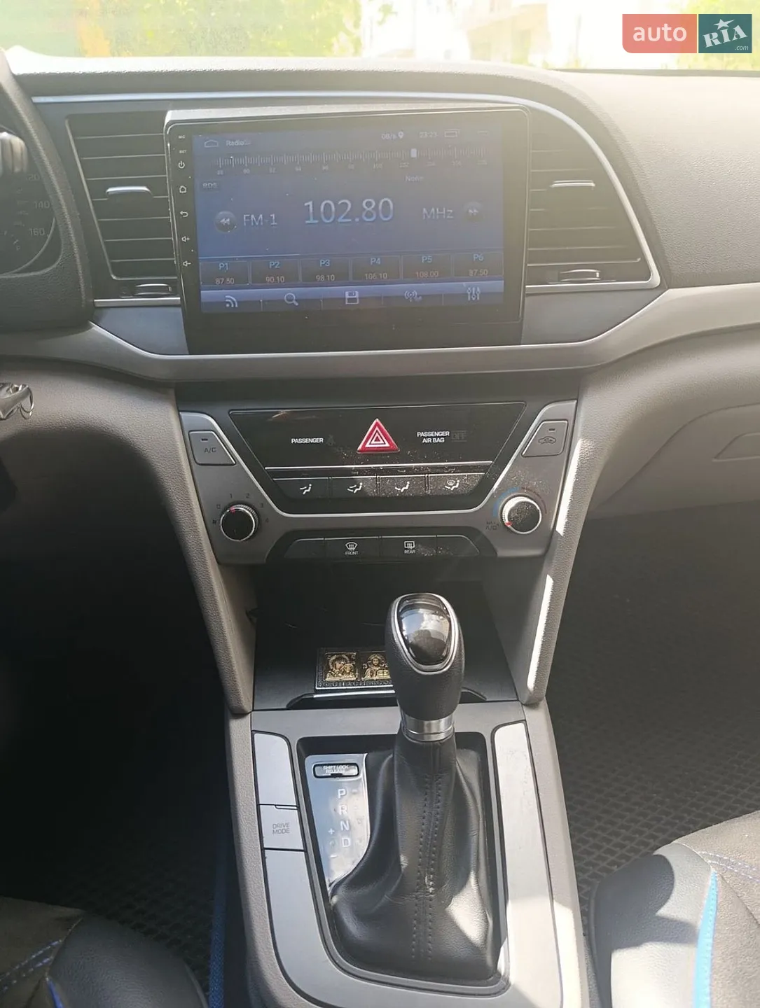 2016 Hyundai Elantra - мініатюра 9