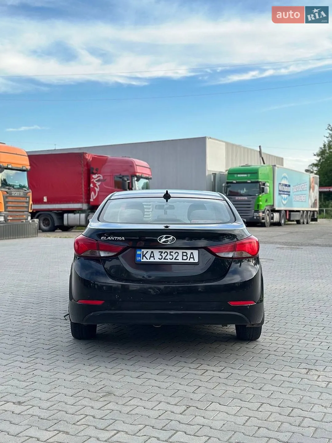 2015 Hyundai Elantra - мініатюра 7