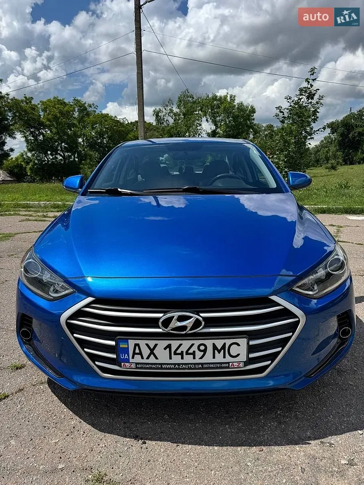 2017 Hyundai Elantra - мініатюра 12