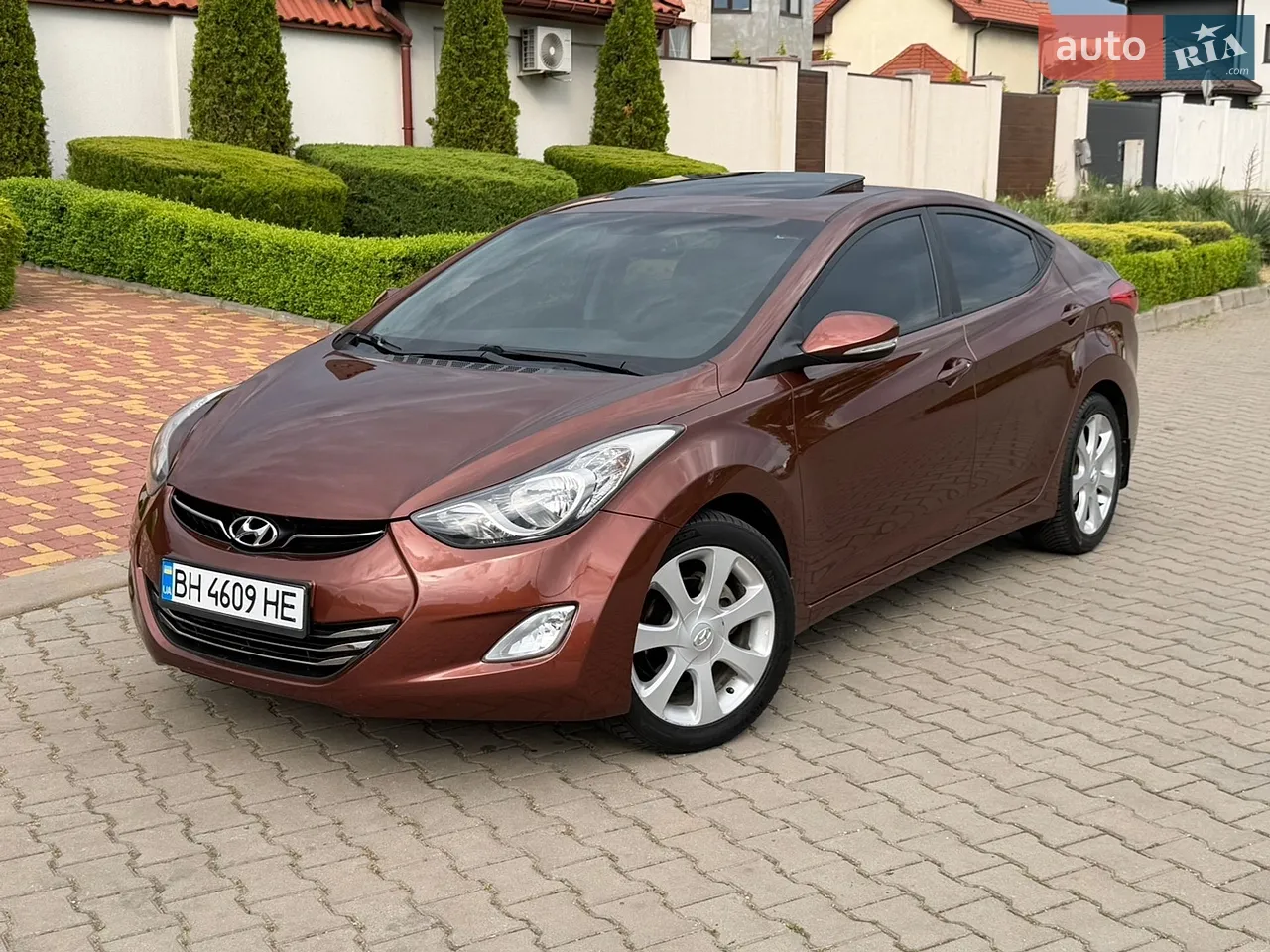 2013 Hyundai Elantra - мініатюра 16