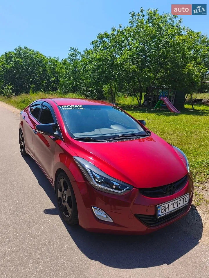 2013 Hyundai Elantra - мініатюра 21