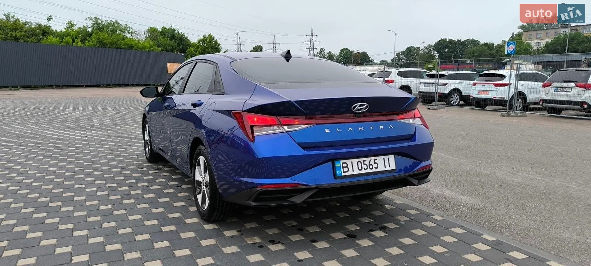 2020 Hyundai Elantra - мініатюра 13