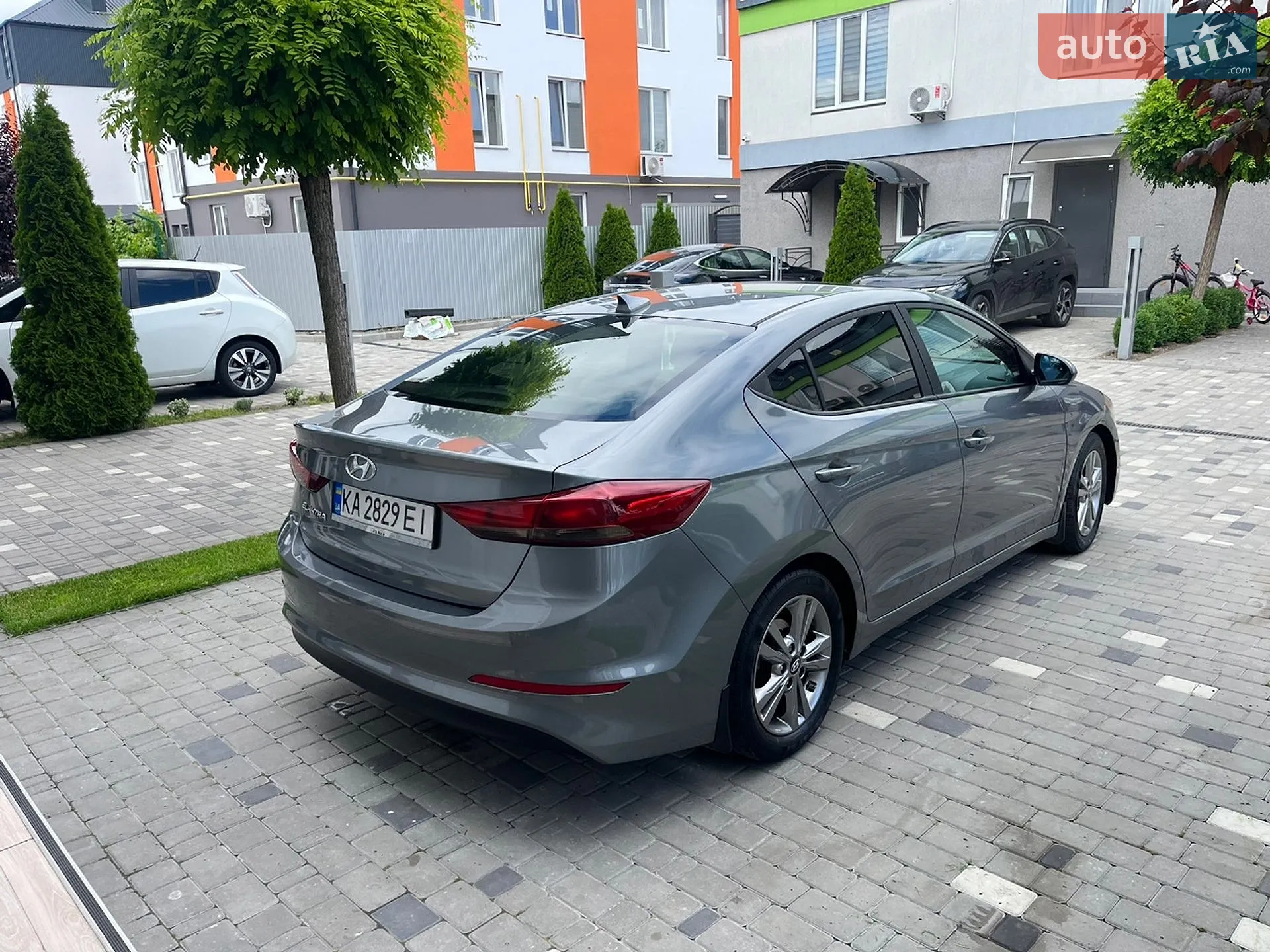 2017 Hyundai Elantra - мініатюра 5