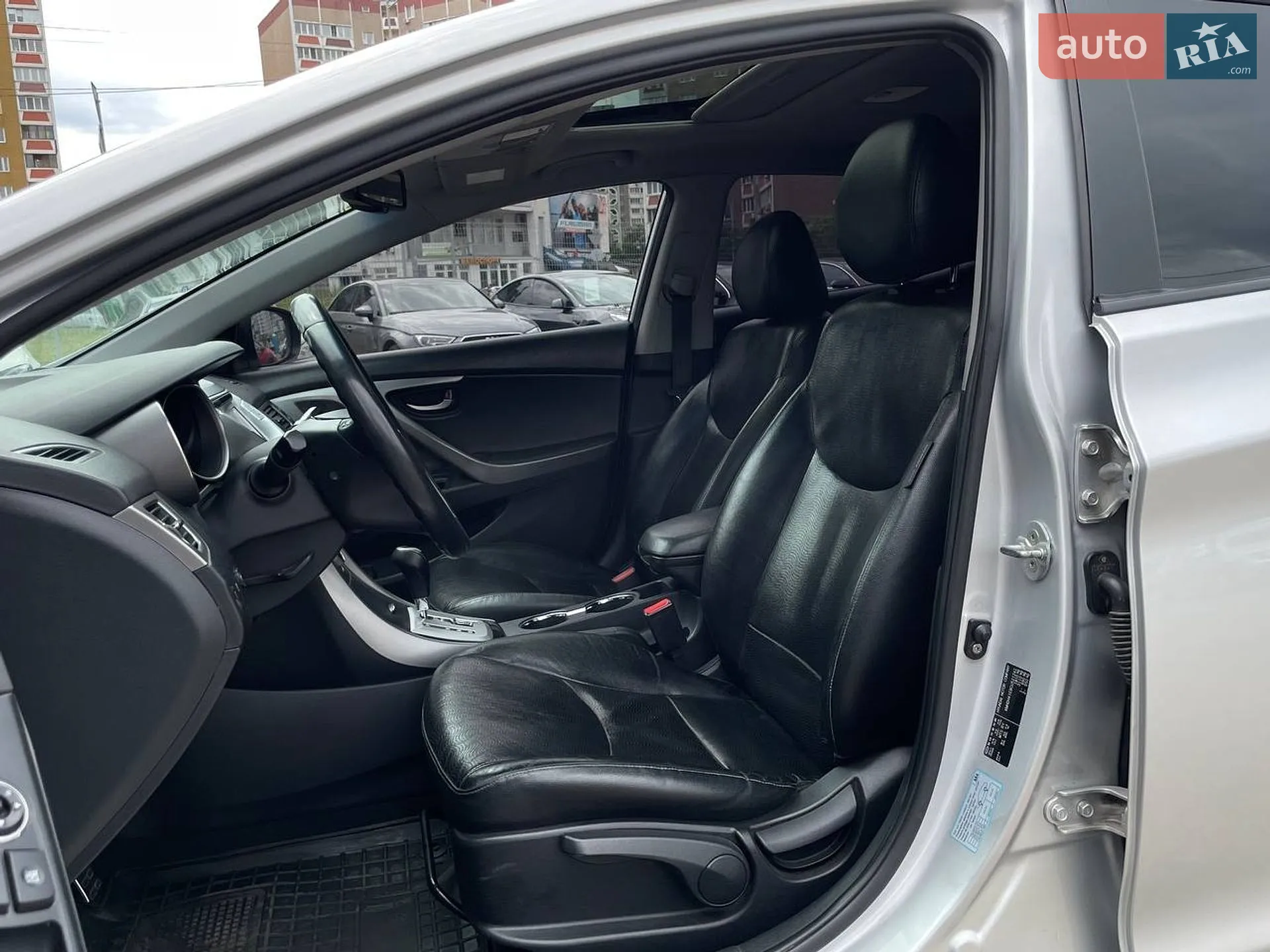 2012 Hyundai Elantra - мініатюра 9