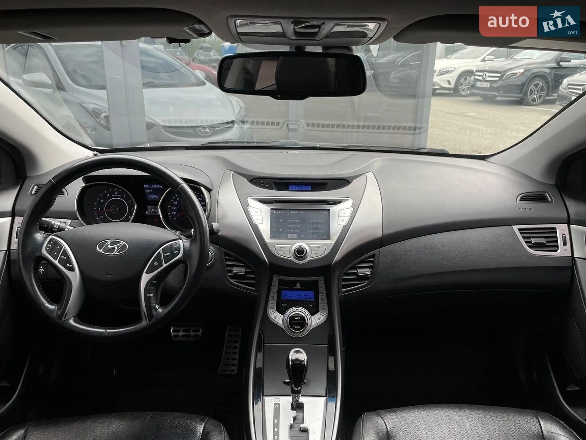 2012 Hyundai Elantra - мініатюра 13