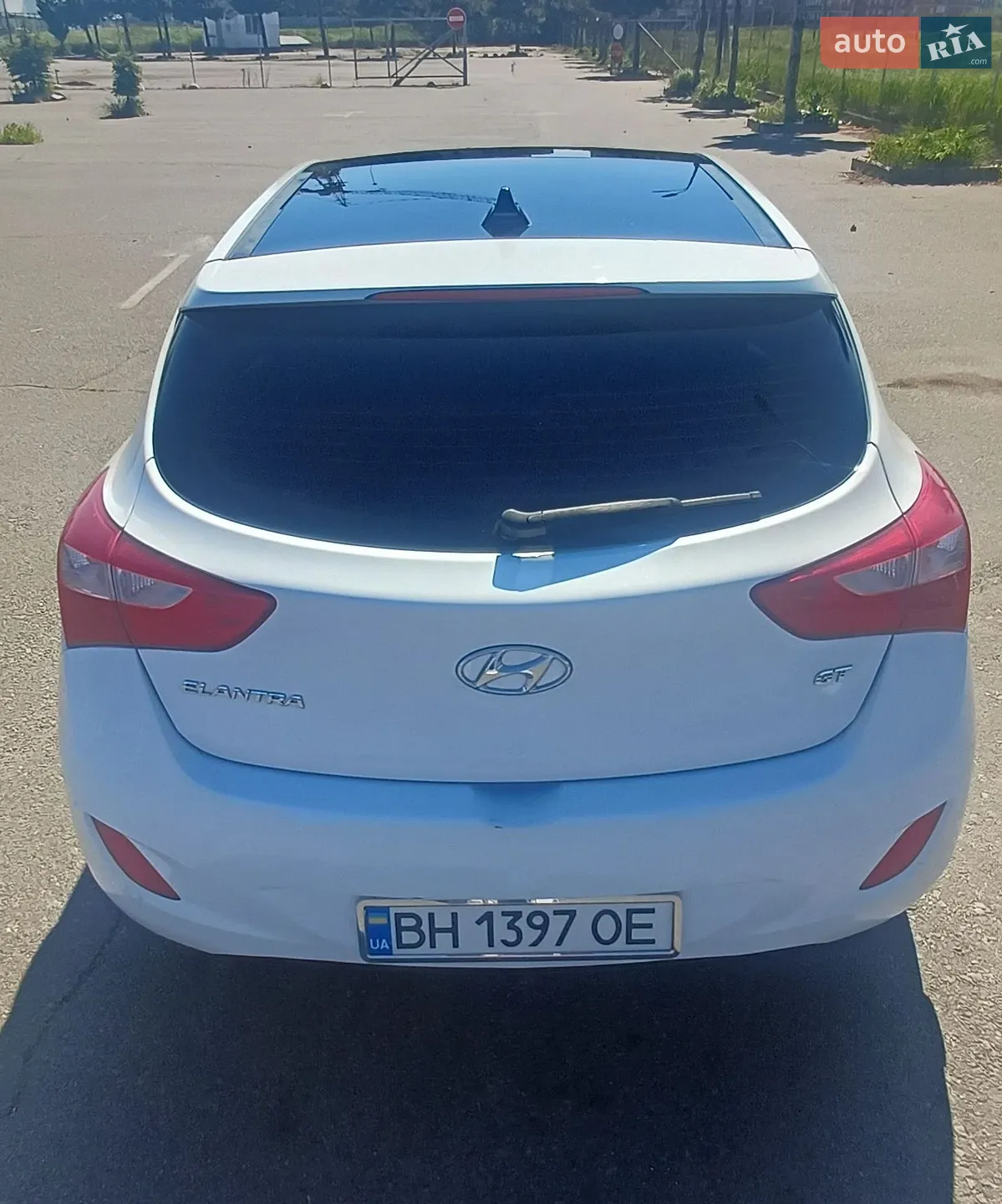 2012 Hyundai Elantra - мініатюра 9