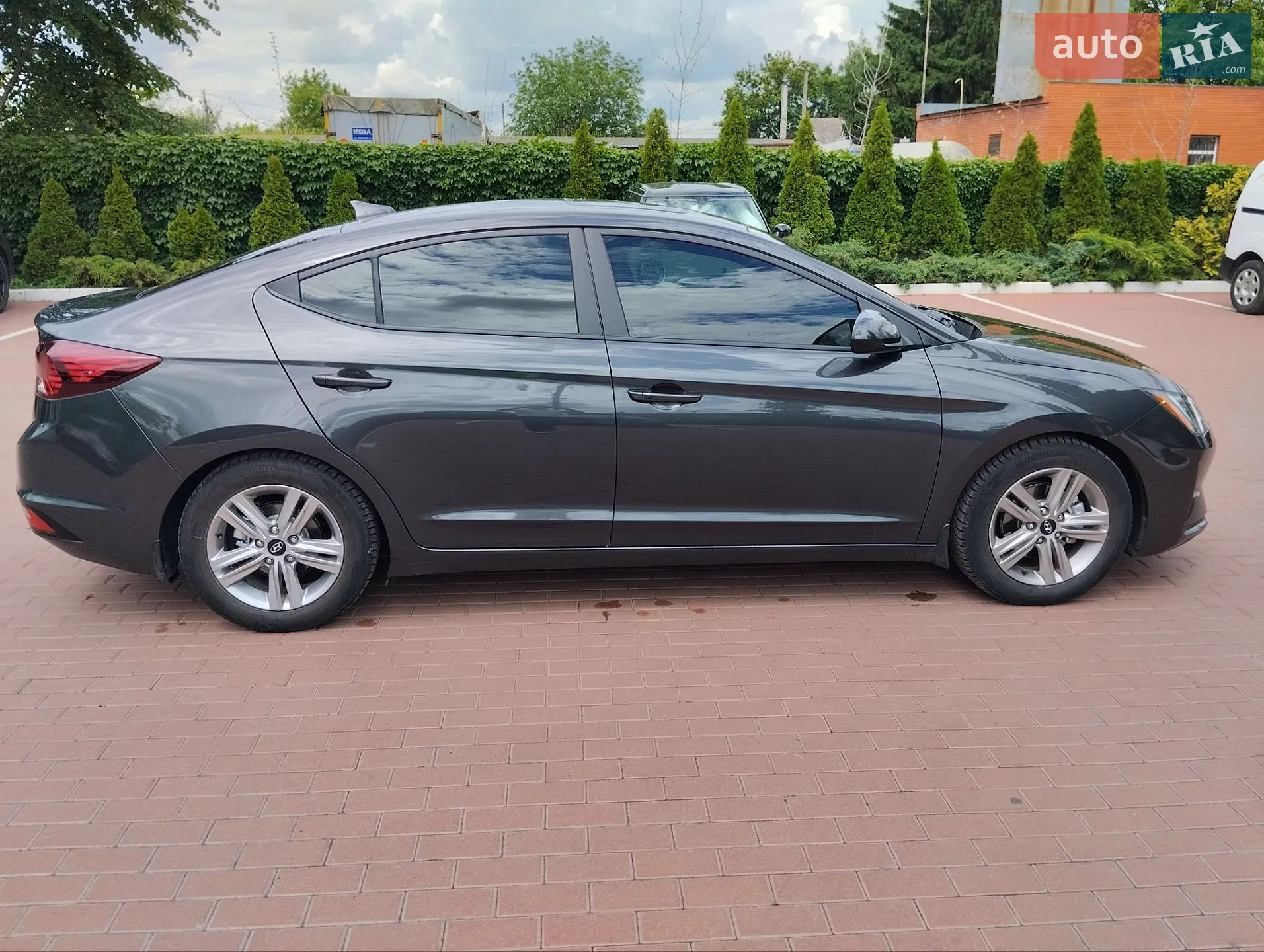 2020 Hyundai Elantra - мініатюра 19