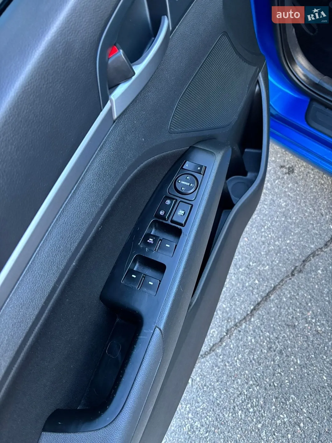 2016 Hyundai Elantra - мініатюра 9