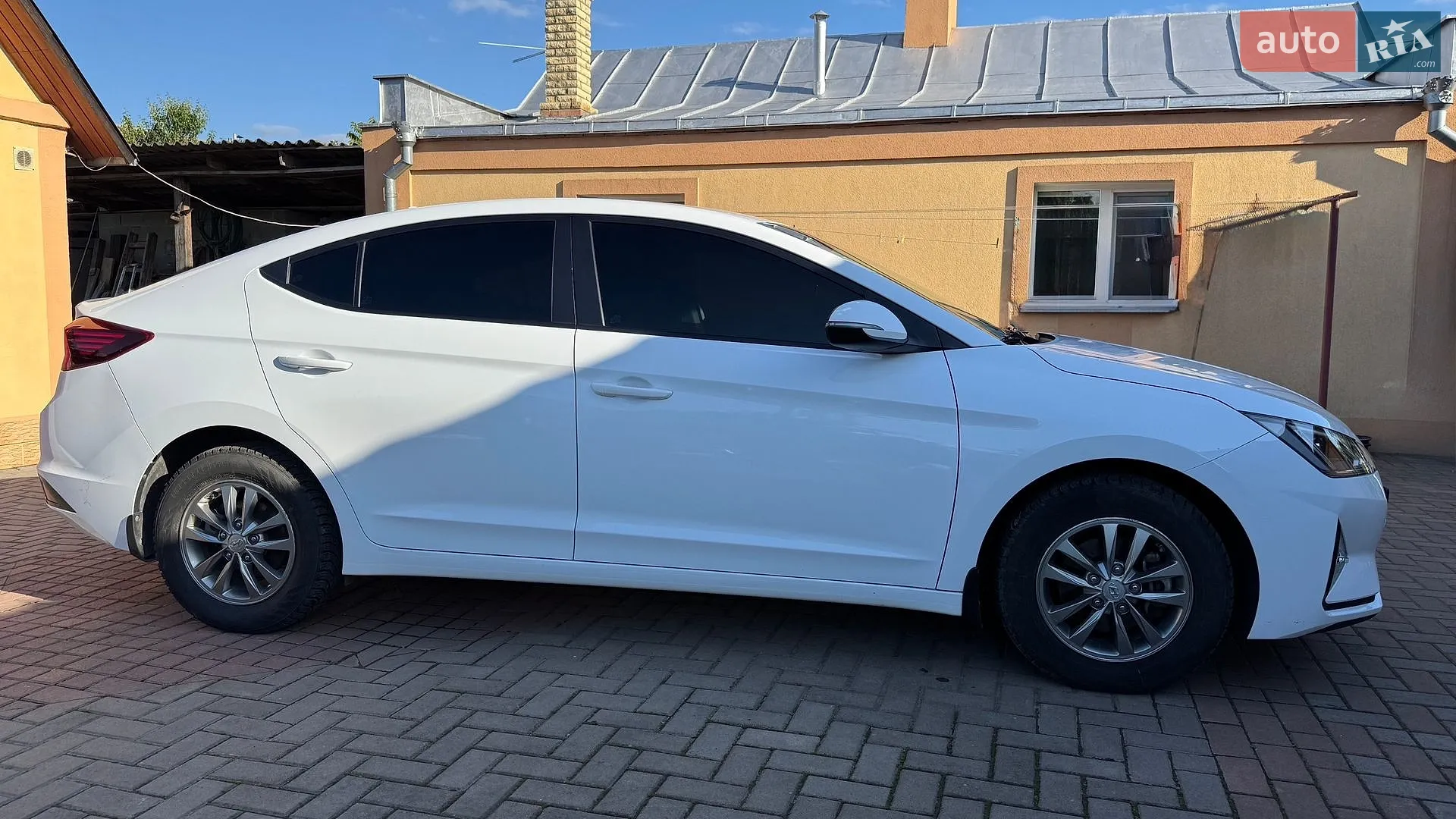 2019 Hyundai Elantra - мініатюра 7