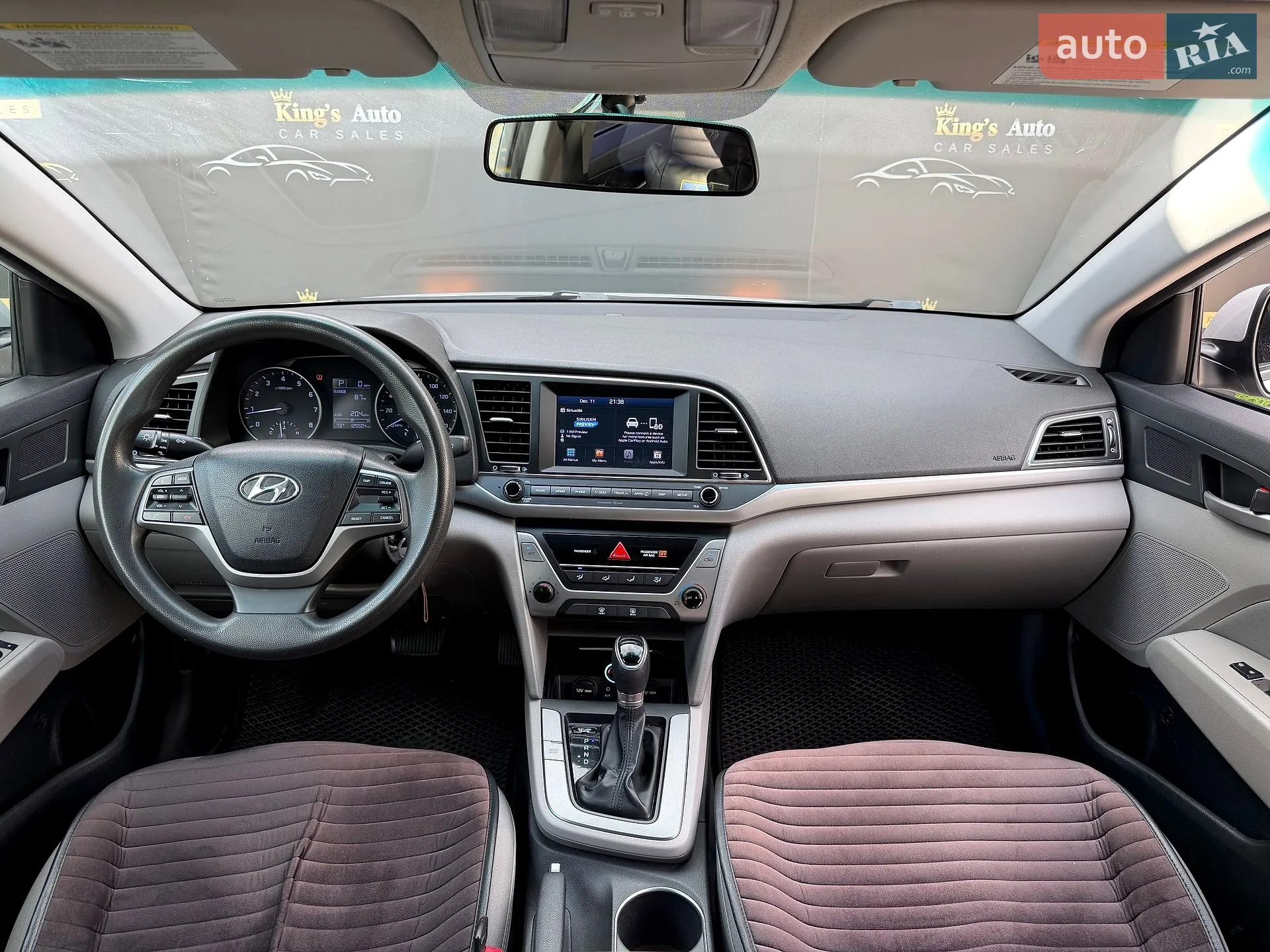2017 Hyundai Elantra - мініатюра 12