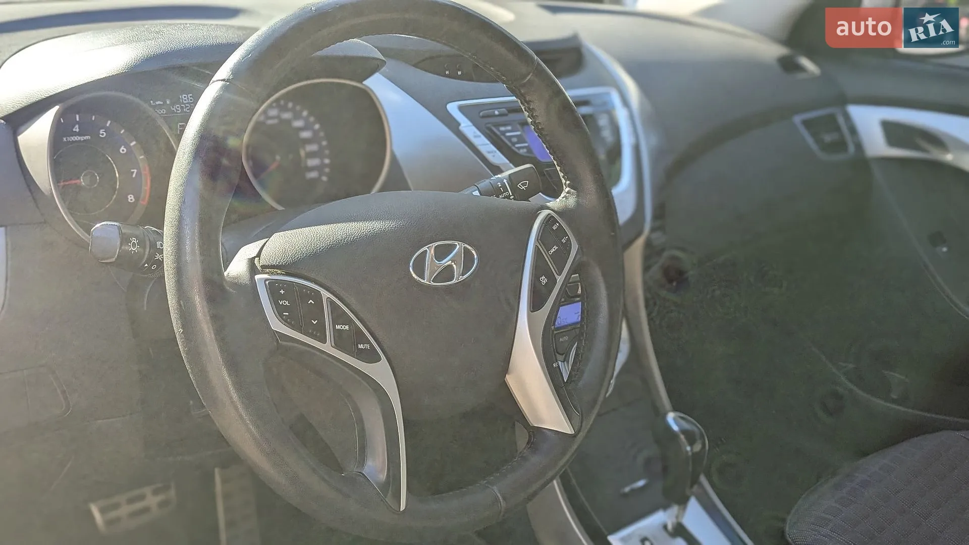 2011 Hyundai Elantra - мініатюра 16