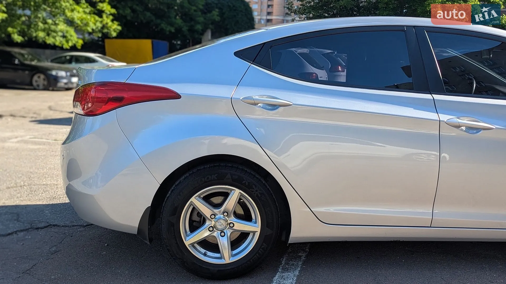 2011 Hyundai Elantra - мініатюра 20