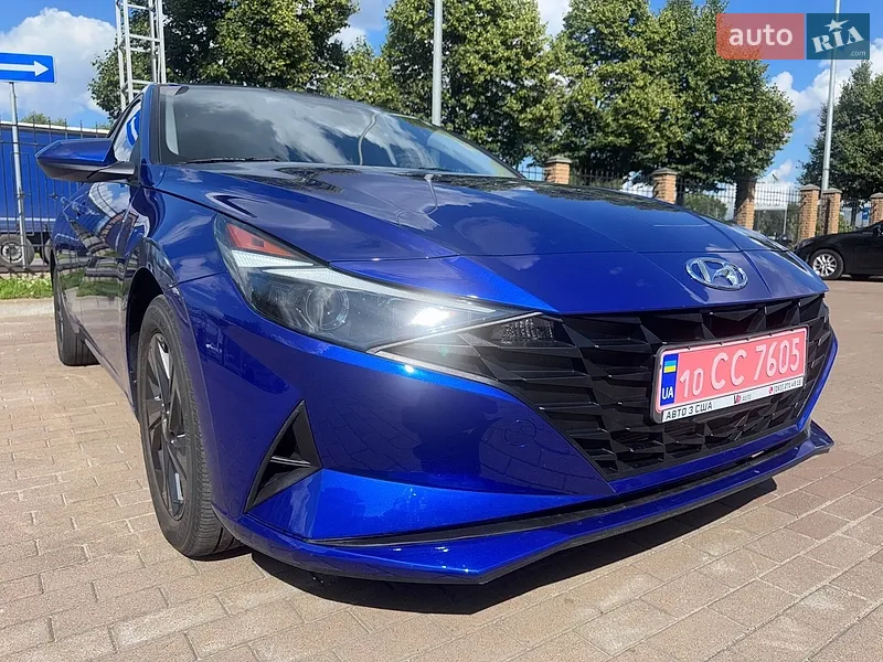 Hyundai Elantra 2023