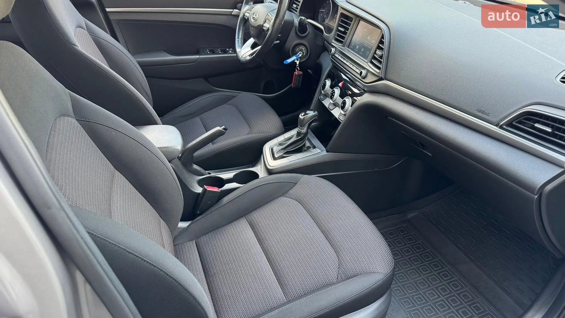 2020 Hyundai Elantra - мініатюра 6