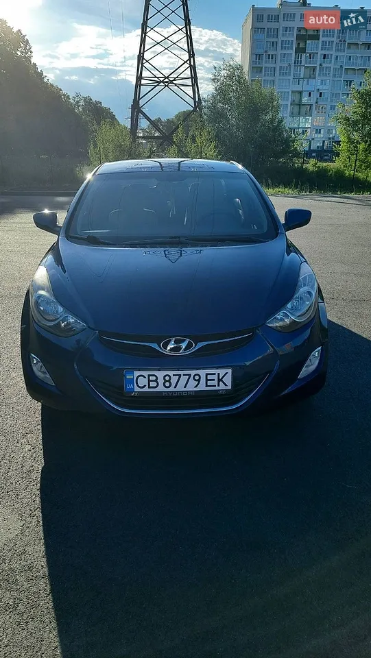 2013 Hyundai Elantra - мініатюра 16