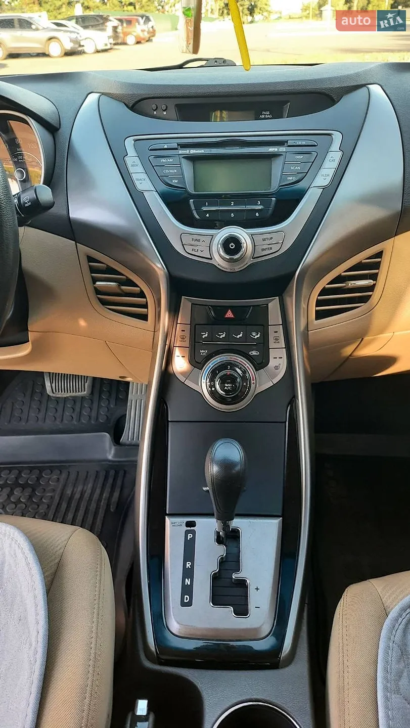 2012 Hyundai Elantra - мініатюра 14