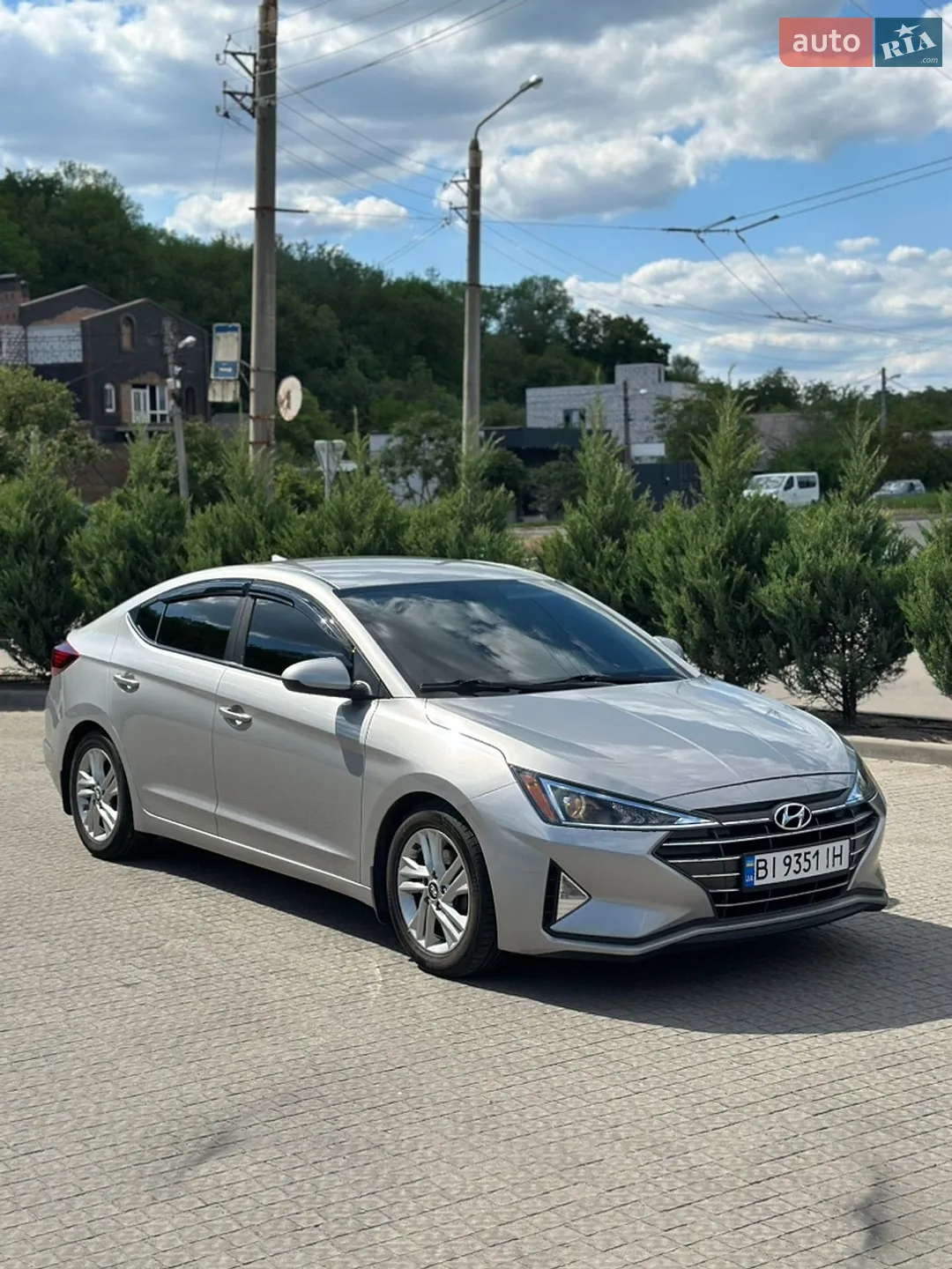 2019 Hyundai Elantra - мініатюра 3