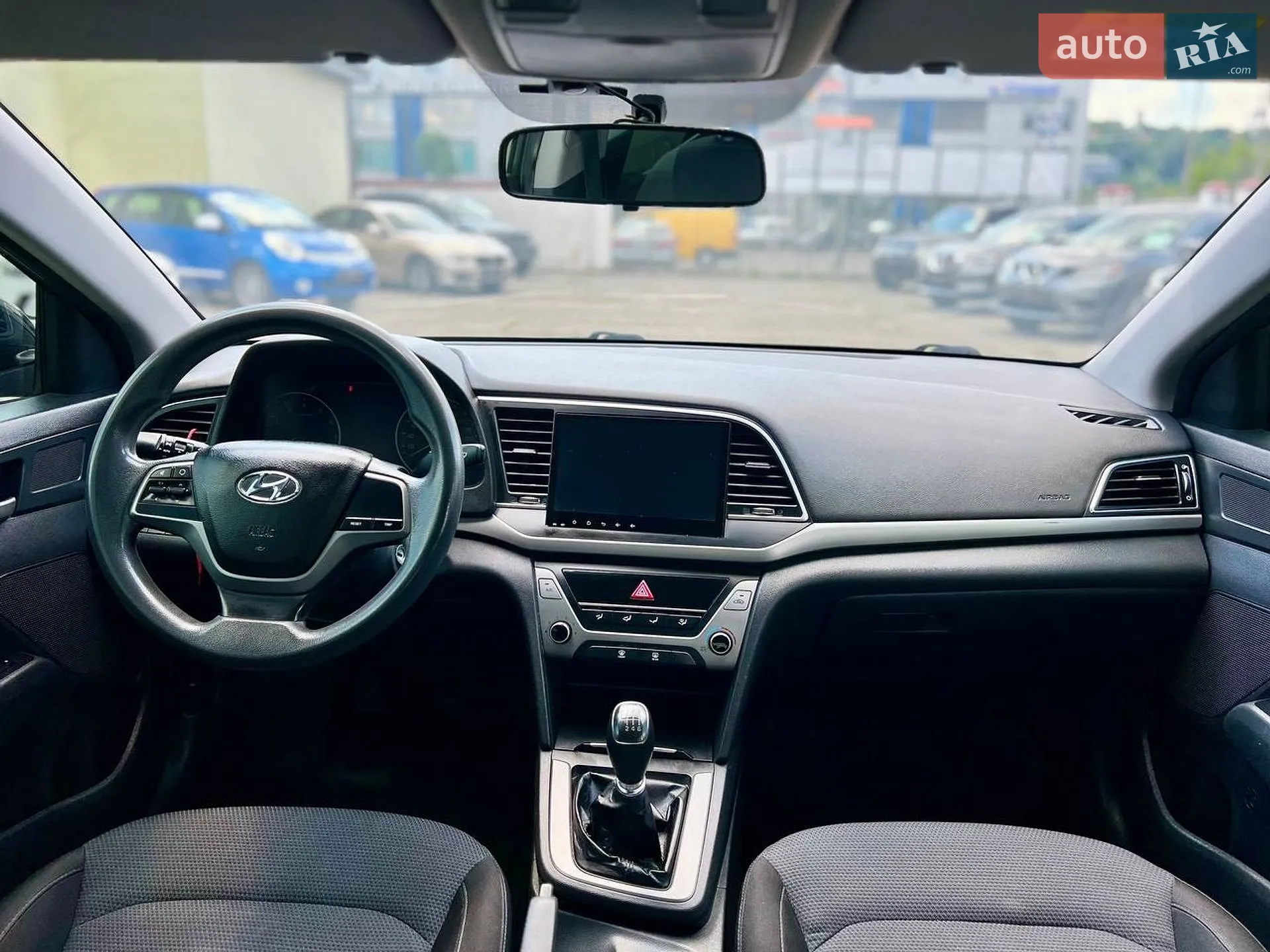2017 Hyundai Elantra - мініатюра 20