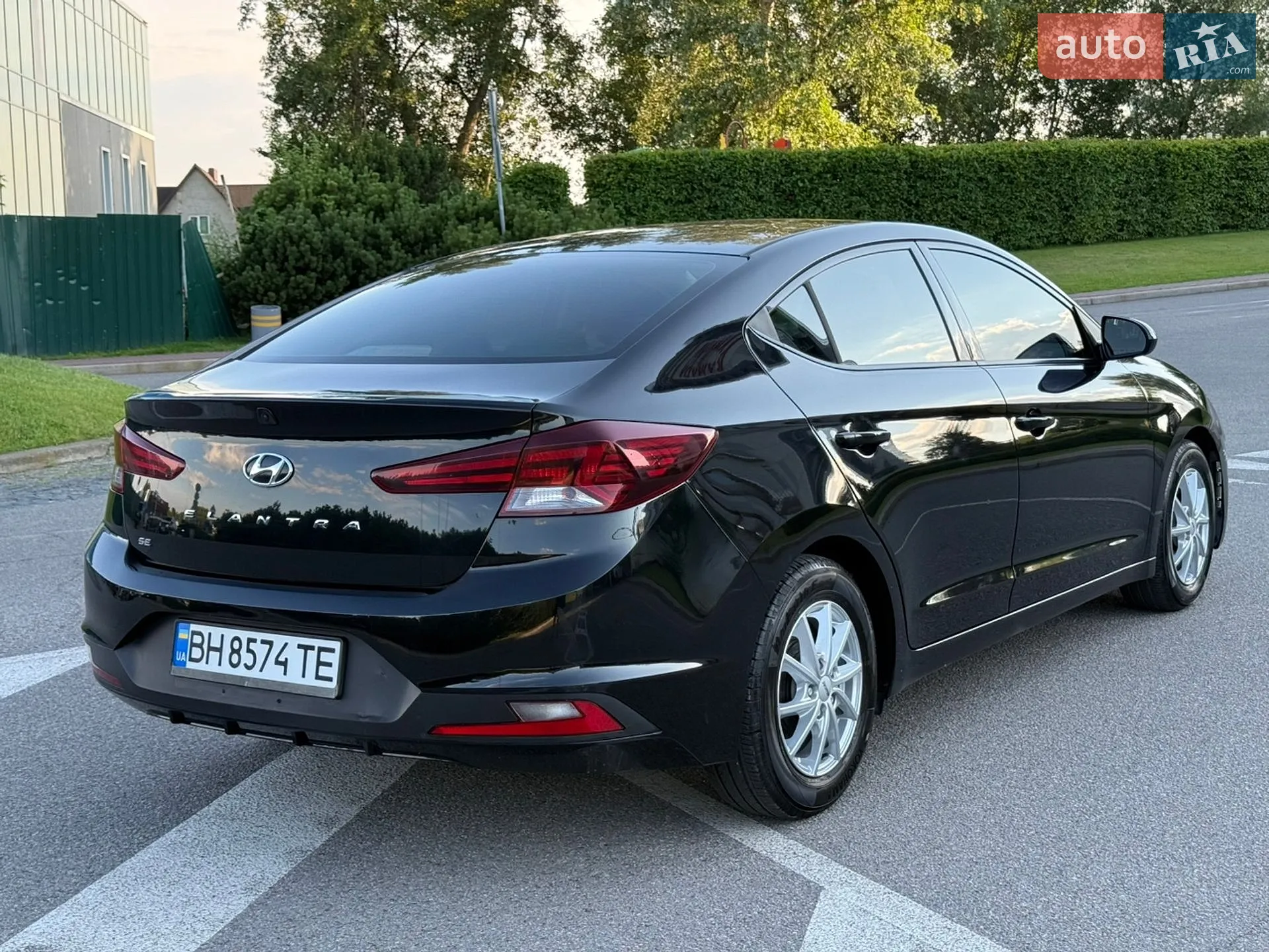 2019 Hyundai Elantra - мініатюра 8