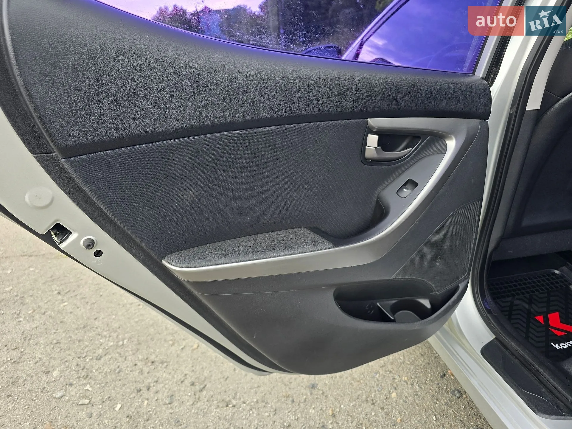 2011 Hyundai Elantra - мініатюра 40