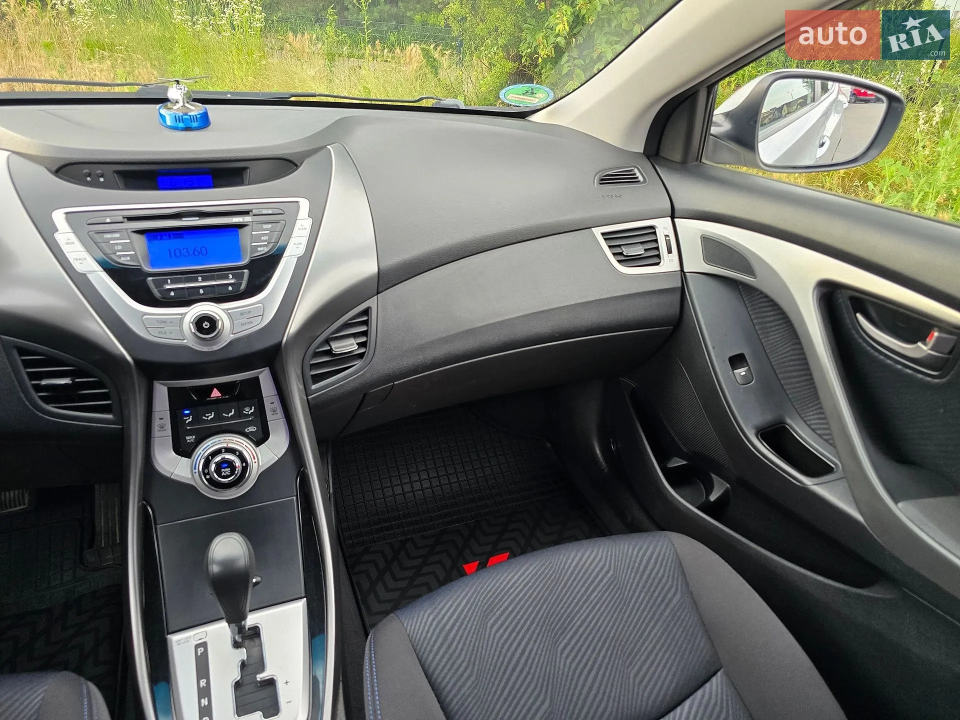 2011 Hyundai Elantra - мініатюра 38