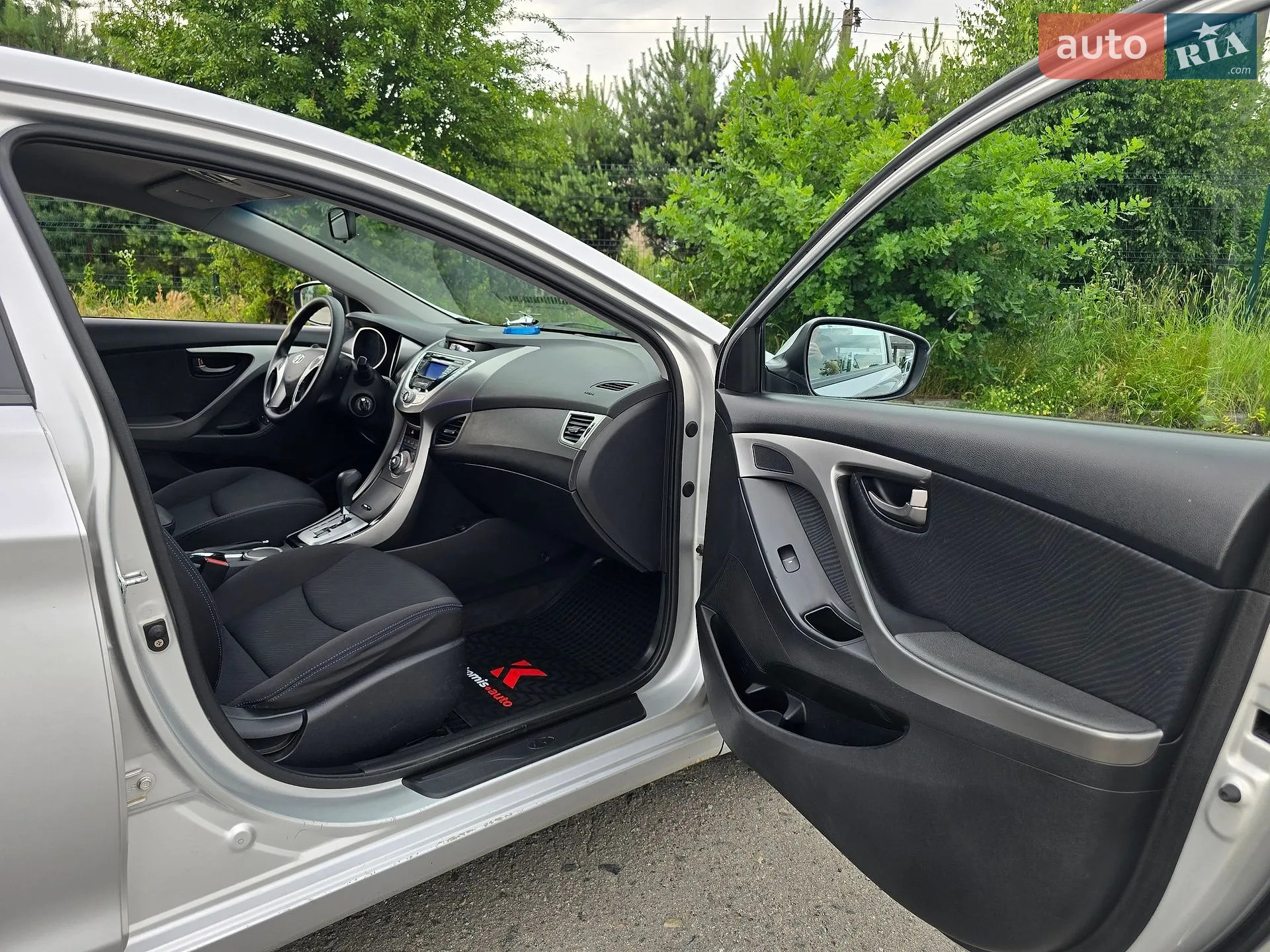 2011 Hyundai Elantra - мініатюра 46