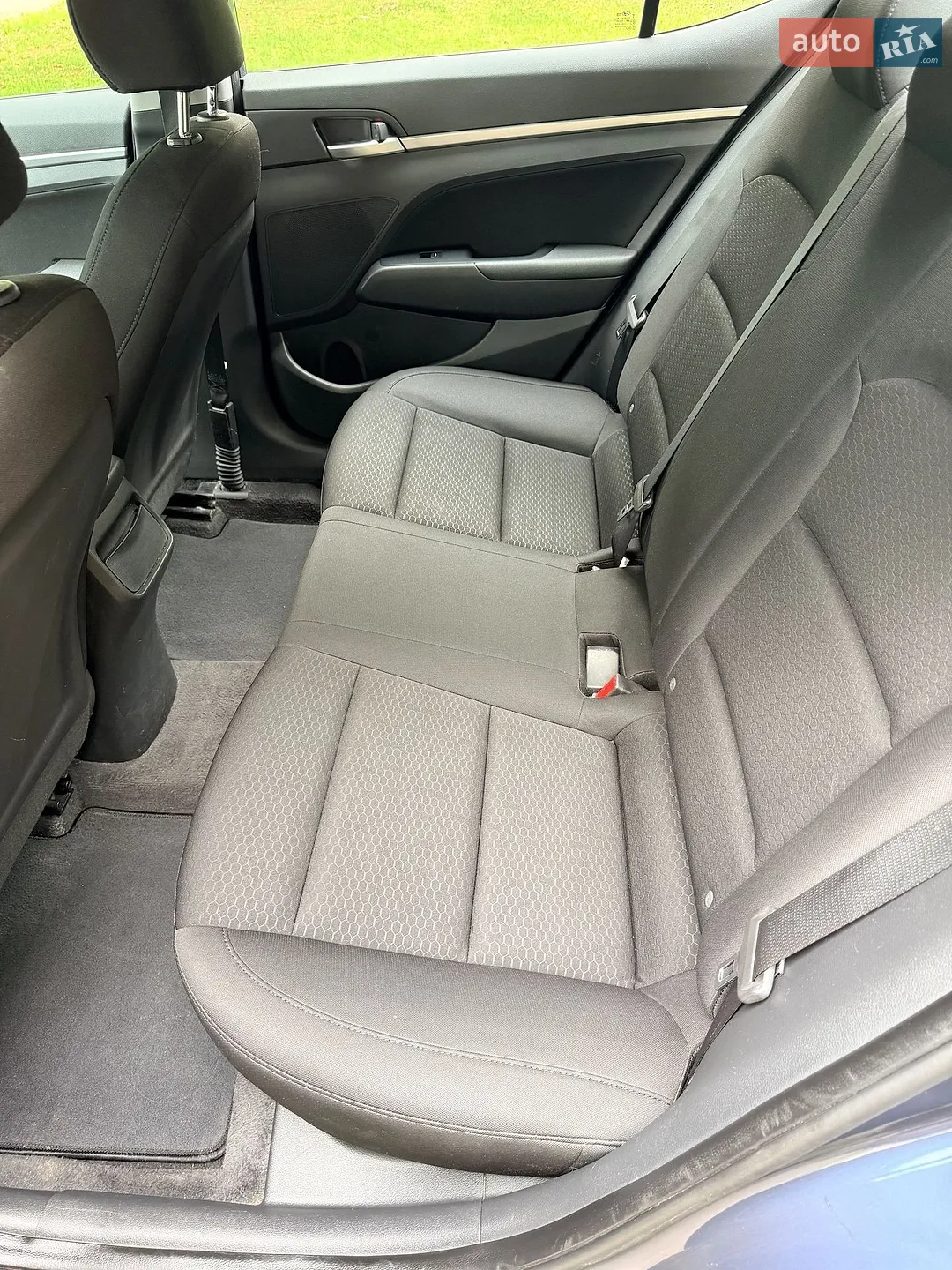 2018 Hyundai Elantra - мініатюра 21